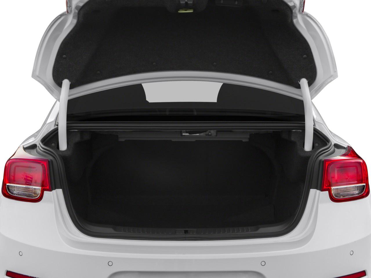 2015 Chevrolet Malibu 4dr Sdn LT w/1LT Photo