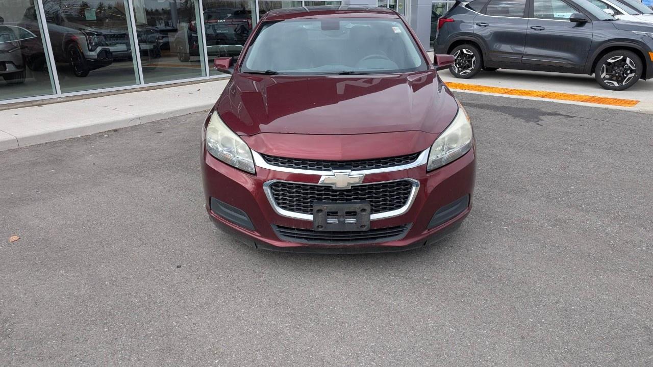 2015 Chevrolet Malibu 4dr Sdn LT w/1LT Photo