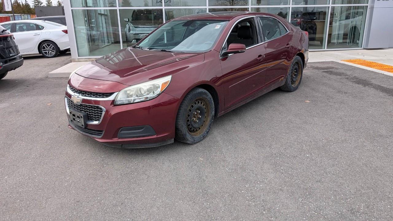 2015 Chevrolet Malibu 4dr Sdn LT w/1LT Photo0