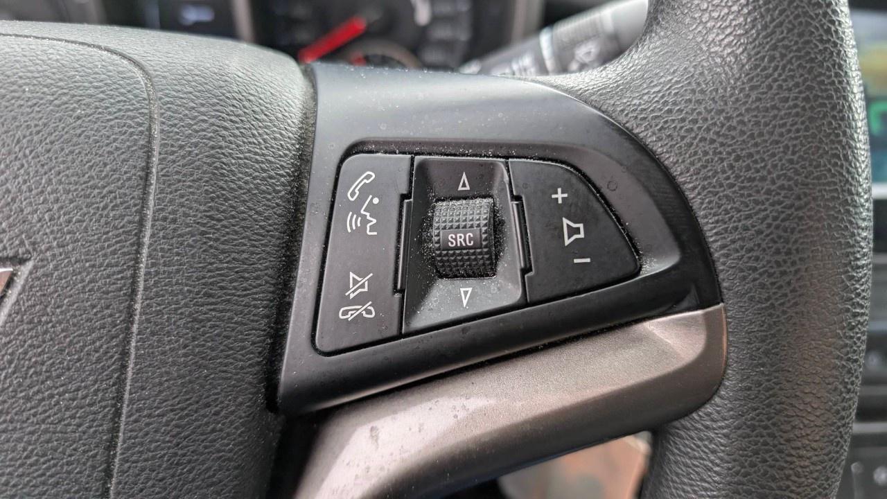 2015 Chevrolet Malibu 4dr Sdn LT w/1LT Photo