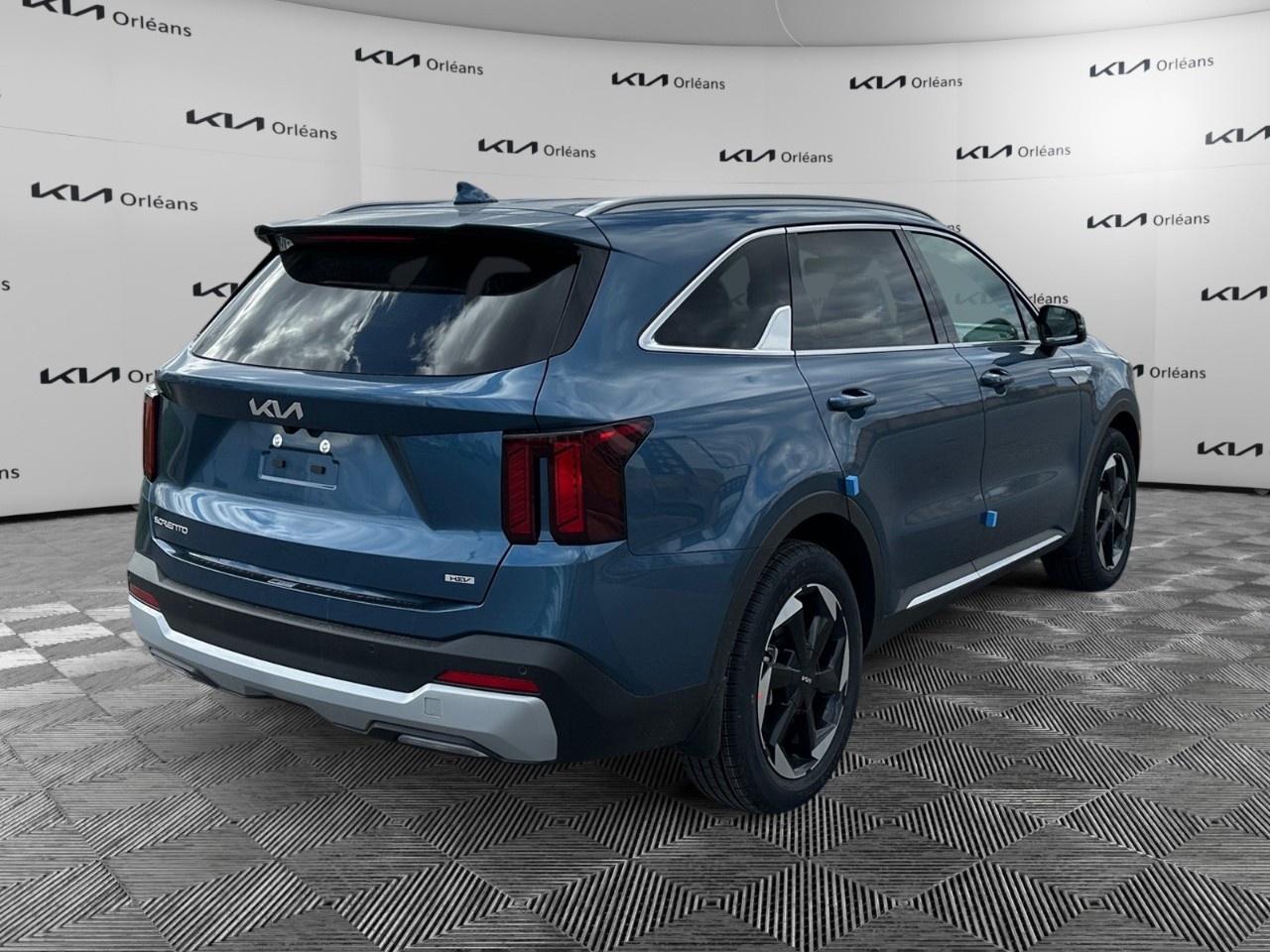 2026 Kia Sorento Hybrid EX AWD Photo3