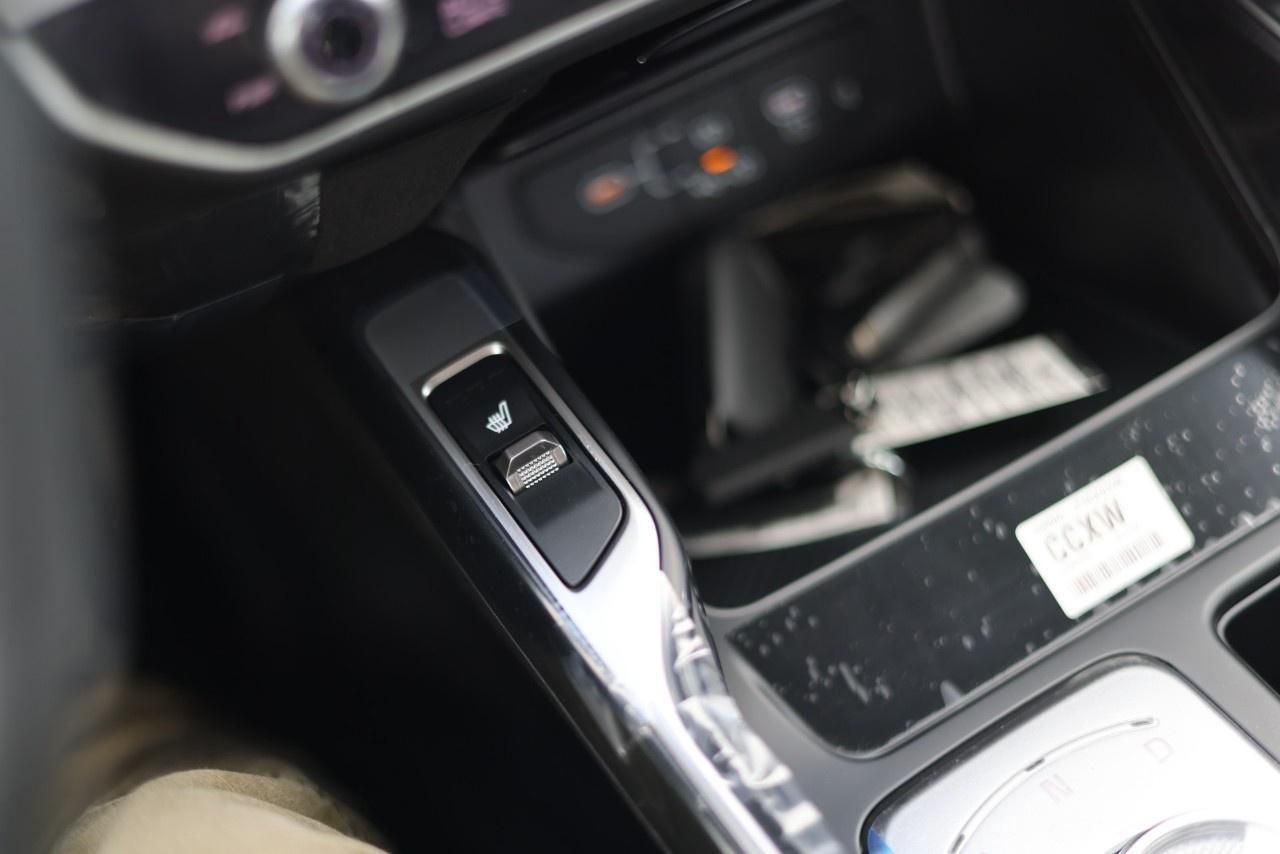 2026 Kia Sorento Hybrid EX AWD Photo