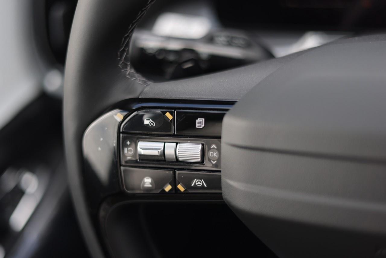 2026 Kia Sorento Hybrid EX AWD Photo