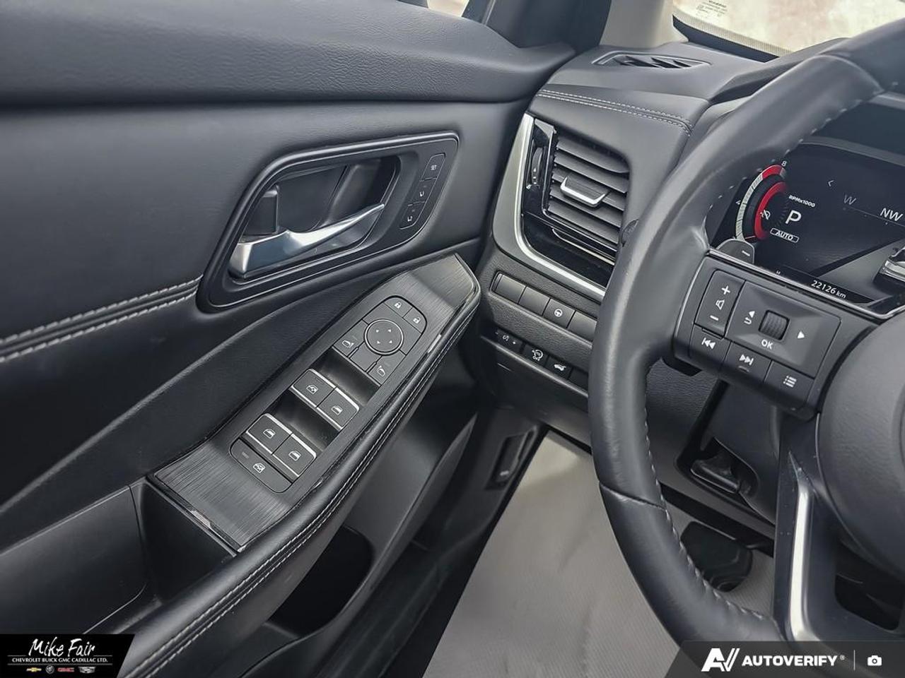 2024 Nissan Rogue SL ONE OWNER! 12.3 Inch Digital Dashboard, 12.3 Inch Touchscreen with Google Built in Photo