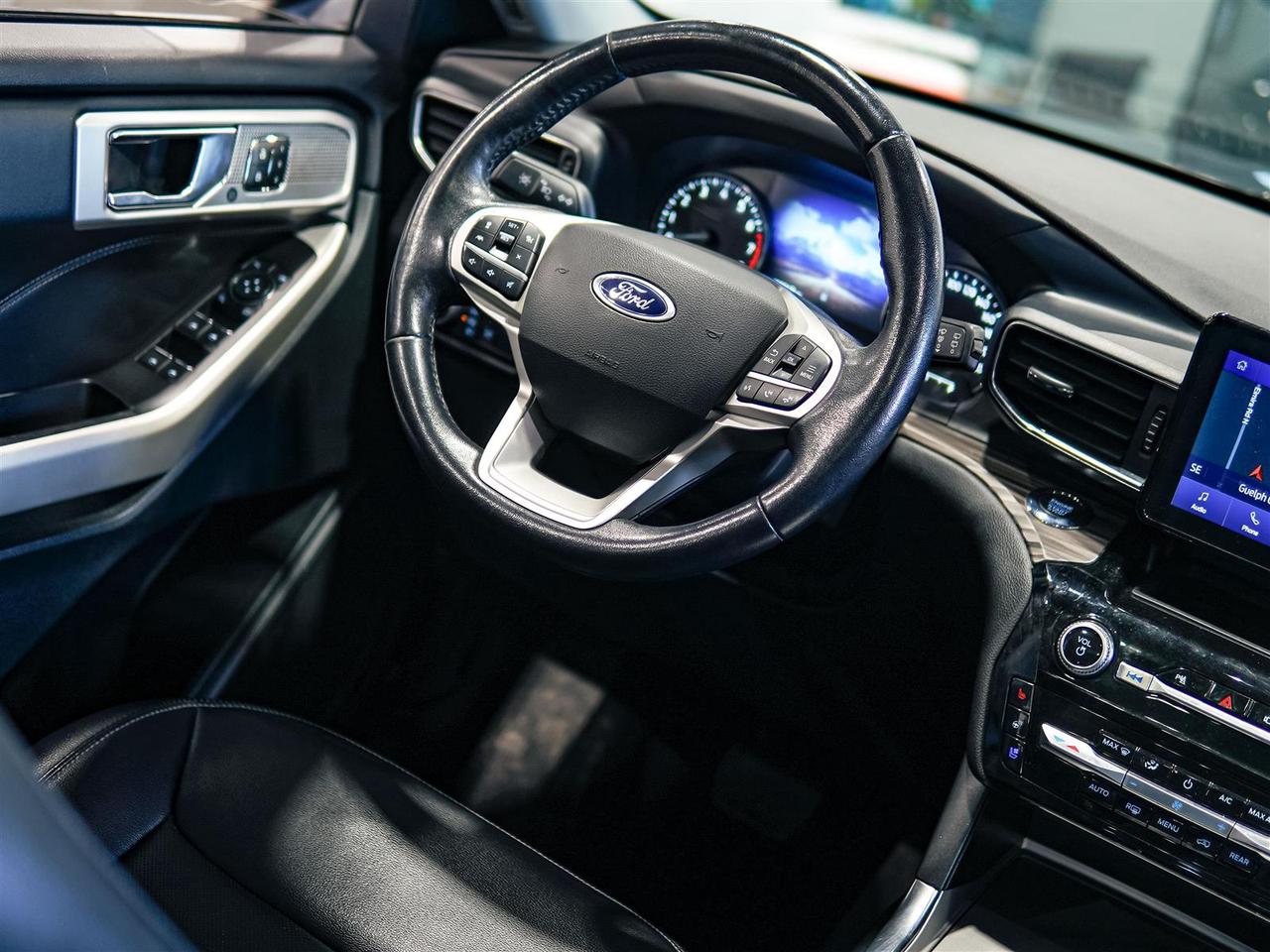 2021 Ford Explorer LIMITED | 4WD | NO ACCIDENTS | CAPTAIN PKG Photo
