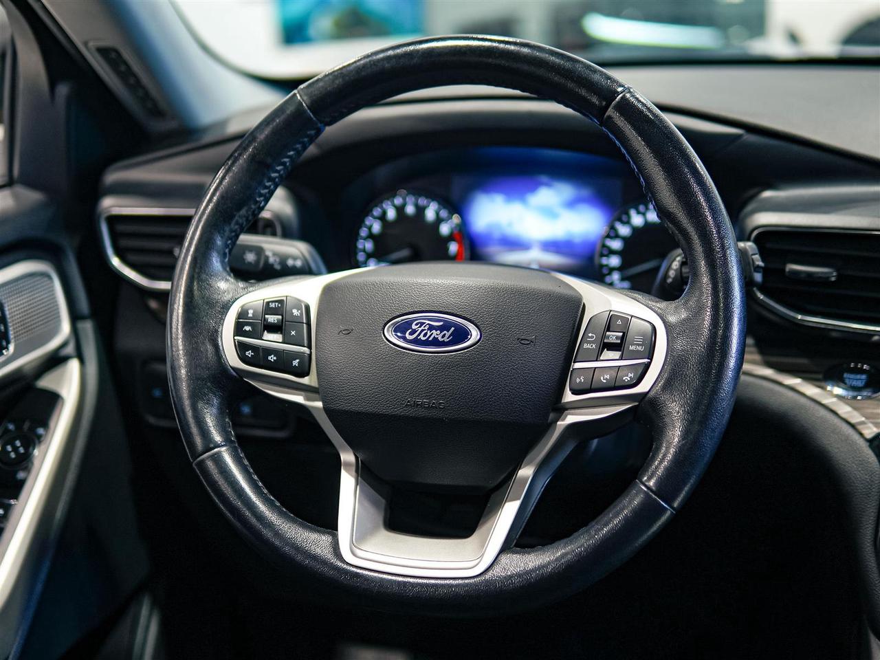 2021 Ford Explorer LIMITED | 4WD | NO ACCIDENTS | CAPTAIN PKG Photo