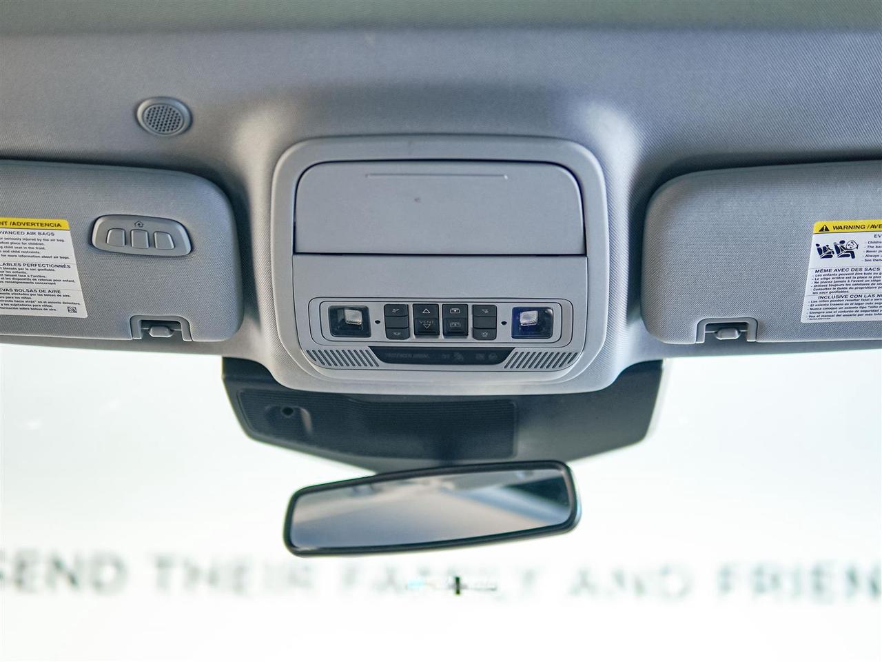 2021 Ford Explorer LIMITED | 4WD | NO ACCIDENTS | CAPTAIN PKG Photo