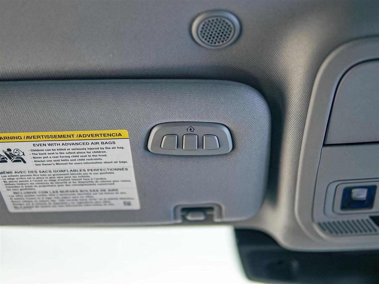 2021 Ford Explorer LIMITED | 4WD | NO ACCIDENTS | CAPTAIN PKG Photo