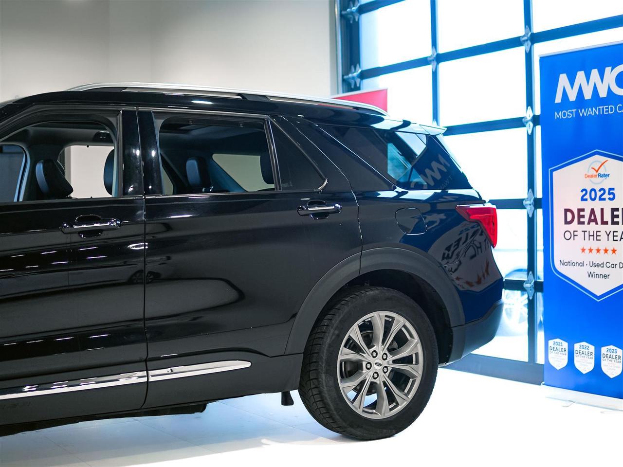 2021 Ford Explorer LIMITED | 4WD | NO ACCIDENTS | CAPTAIN PKG Photo