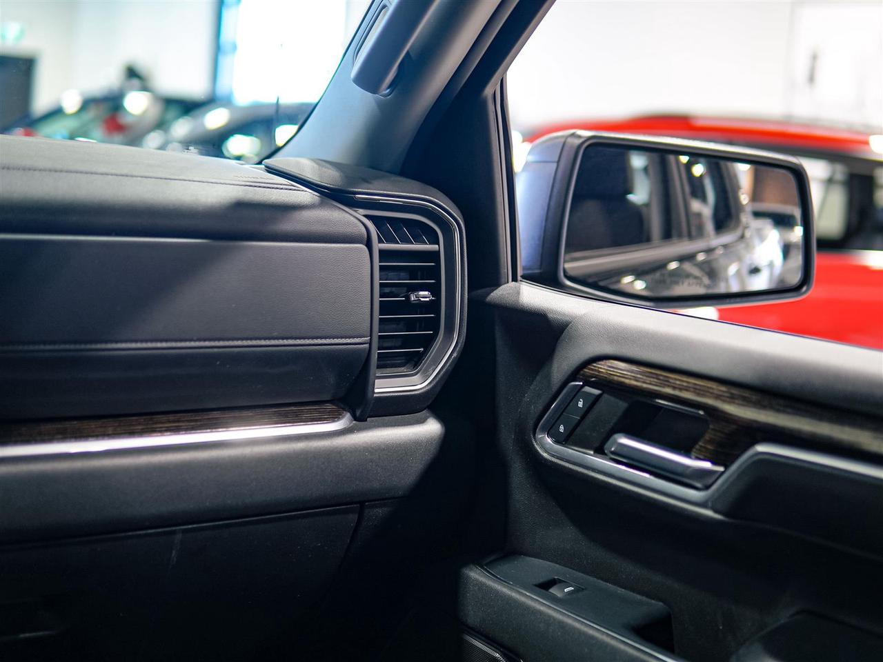 2024 GMC Sierra 1500 ELEVATION CREW CAB | 4X4 | 5.3 | PREF PKG | X31 PKG Photo