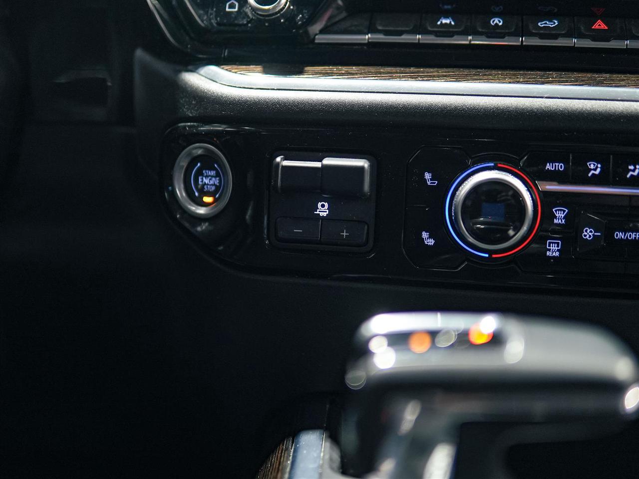 2024 GMC Sierra 1500 ELEVATION CREW CAB | 4X4 | 5.3 | PREF PKG | X31 PKG Photo