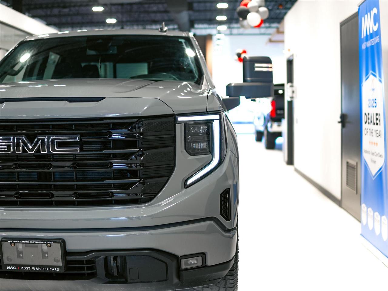 2024 GMC Sierra 1500 ELEVATION CREW CAB | 4X4 | PREF PKG | 5.3 V8 | NO ACCIDENTS Photo