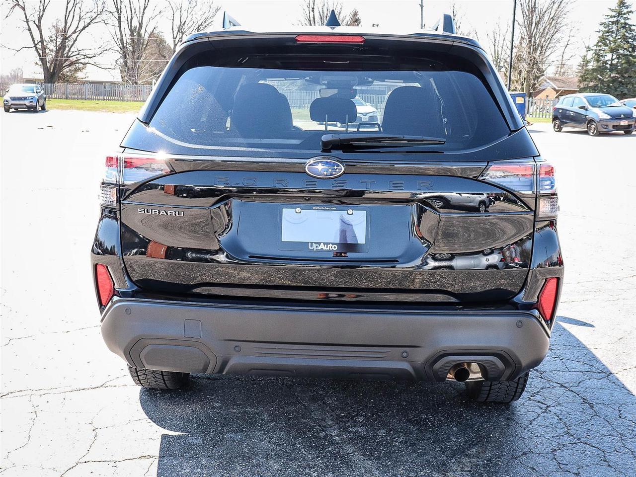 2025 Subaru Forester TOURING Photo