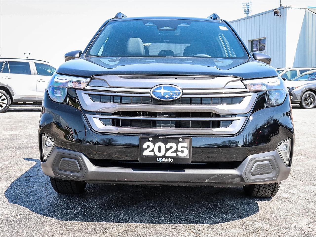 2025 Subaru Forester TOURING Photo