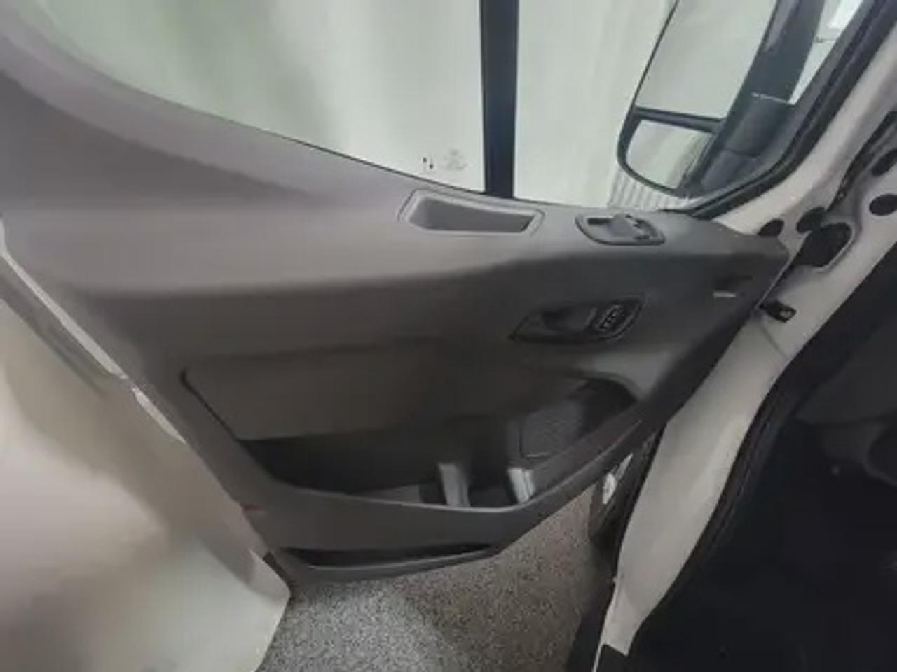 13737323.822296706