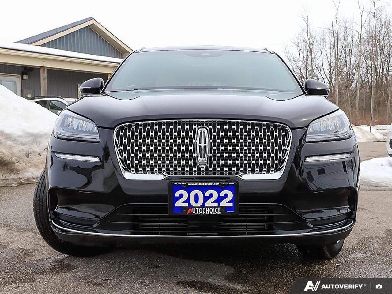 2022 Lincoln Corsair Reserve,AWD,LOW KM'S,NAVI,PANO,PWR T/GATE,LEATHER Photo1