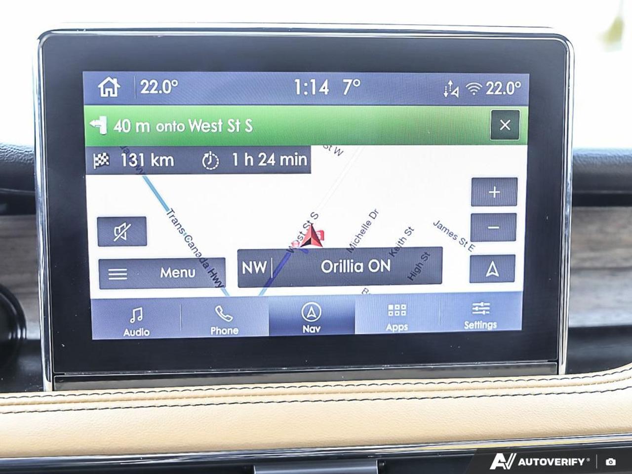 2022 Lincoln Corsair Reserve,AWD,LOW KM'S,NAVI,PANO,PWR T/GATE,LEATHER Photo