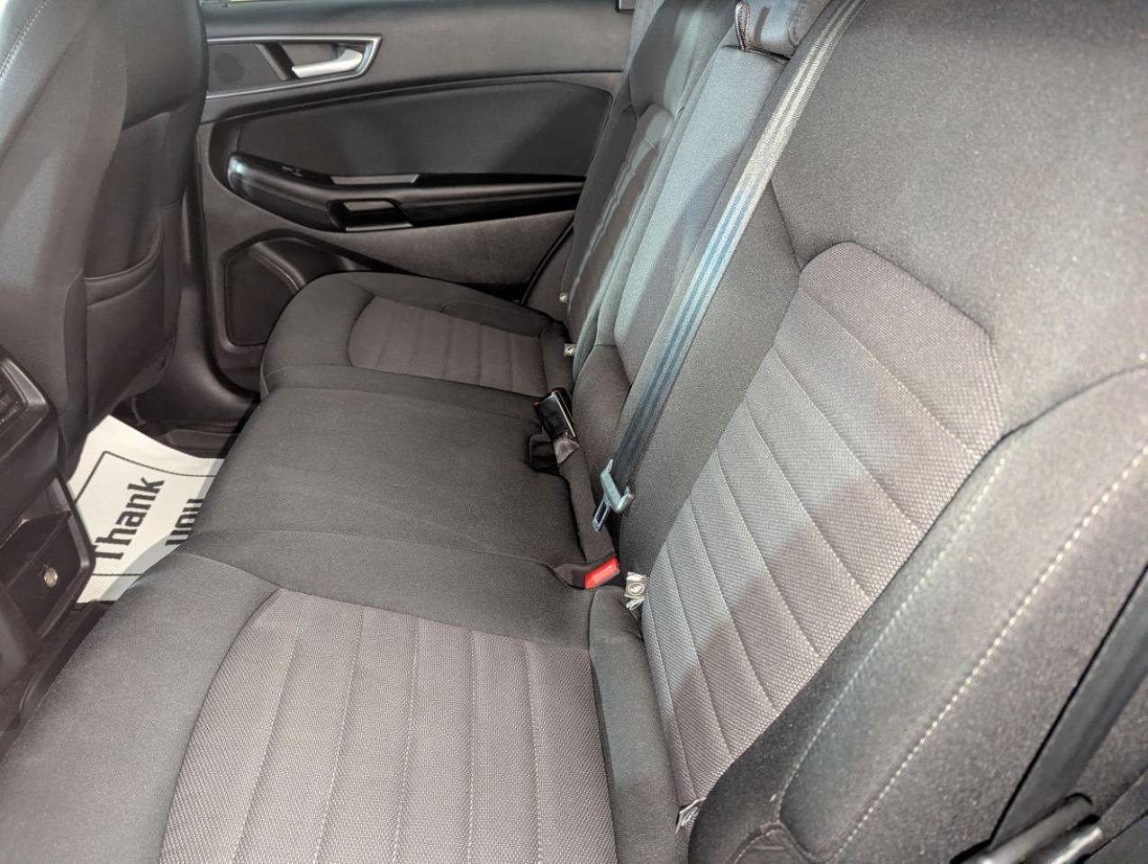 2017 Ford Edge SE AWD WITH NAVIGATION!! Photo