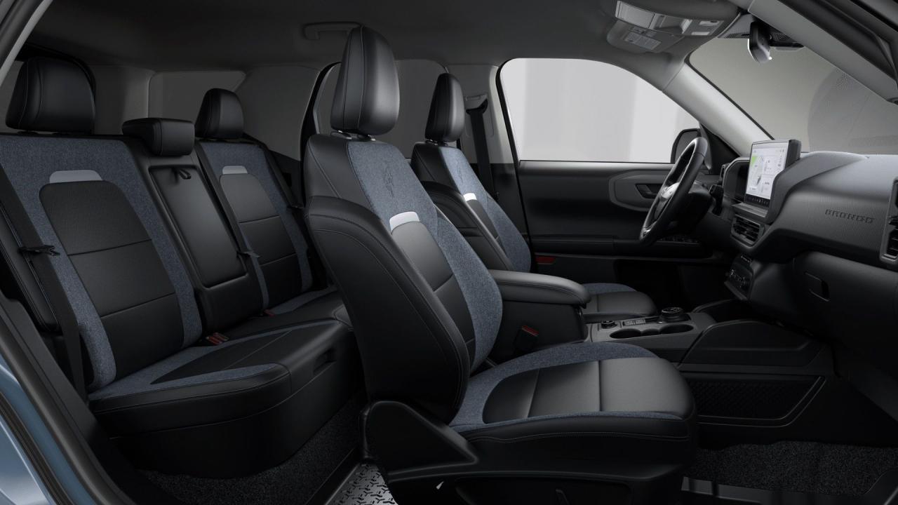 2026 Ford Bronco Sport OUTER BANKS,TECH PKG,ADAPTIVE CRUISE,REMOTE START Photo