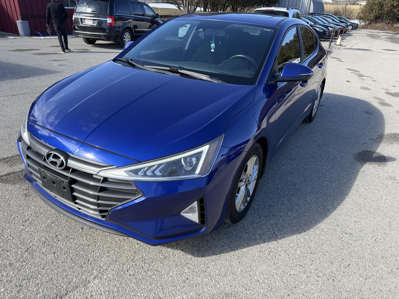 2019 Hyundai Elantra Preferred Photo2