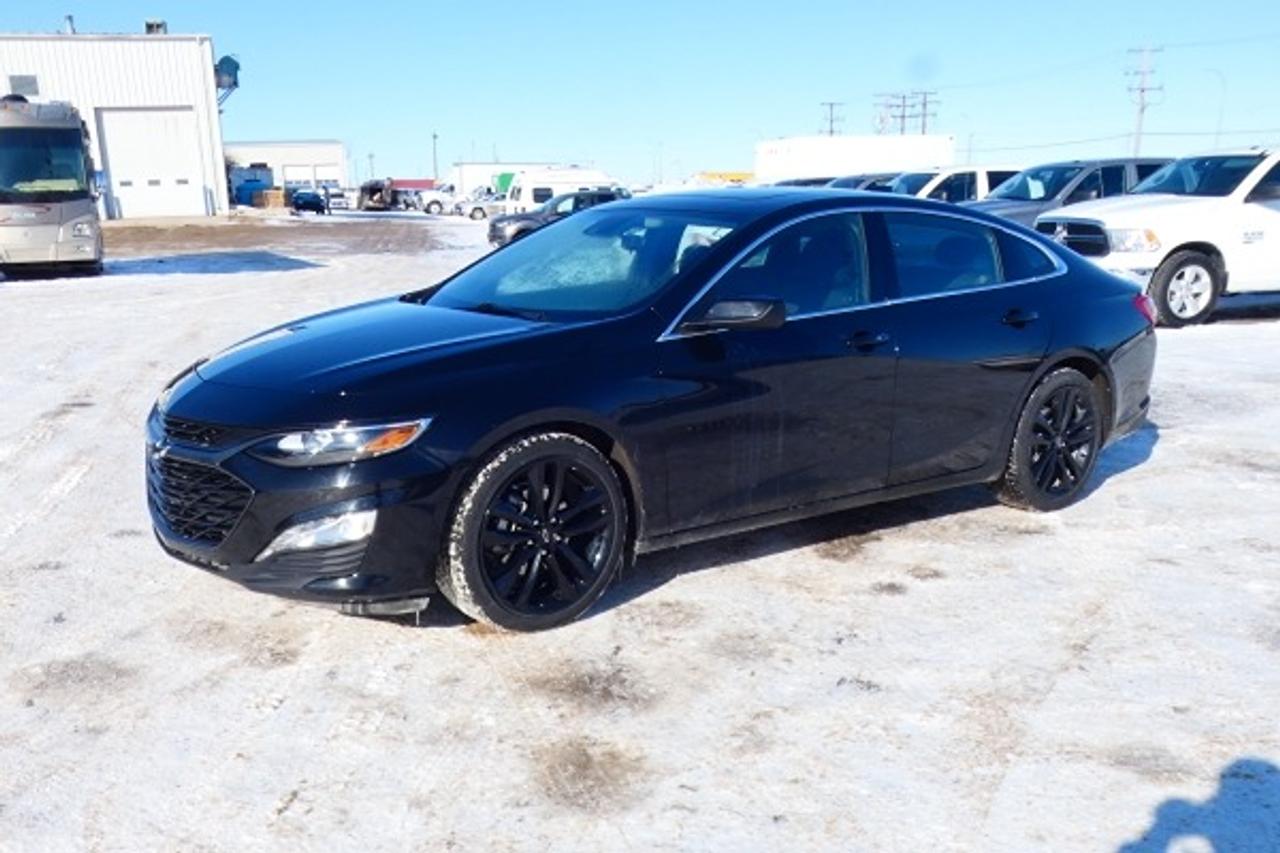 2024 Chevrolet Malibu LT w/Htd cloth, Moonroof, BUC - Photo #1
