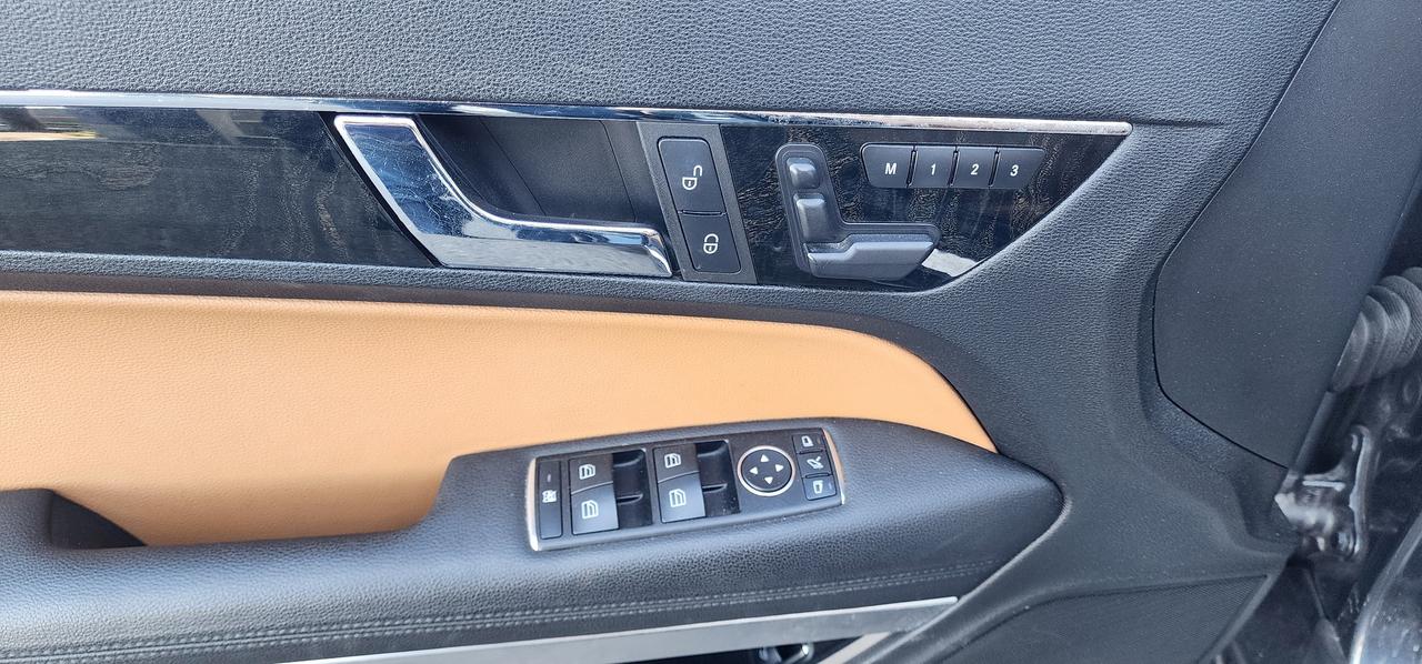 2013 Mercedes-Benz E-Class 2DR CABRIOLET E 350 RWD Photo