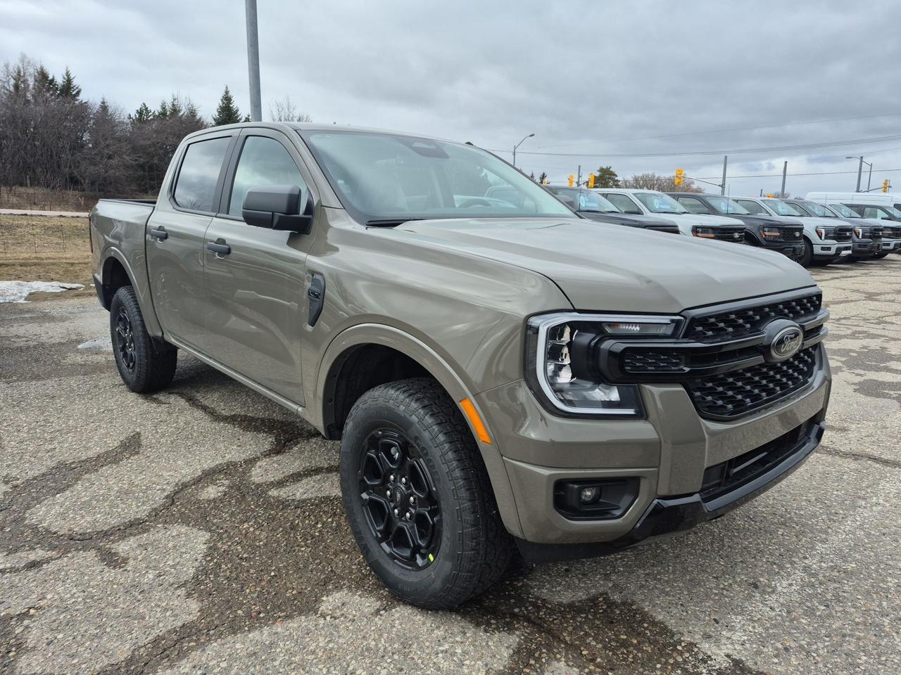 2026 Ford Ranger XLT, BLACK PKG, SPRAY-IN BEDLINER, REMOTE START Photo2