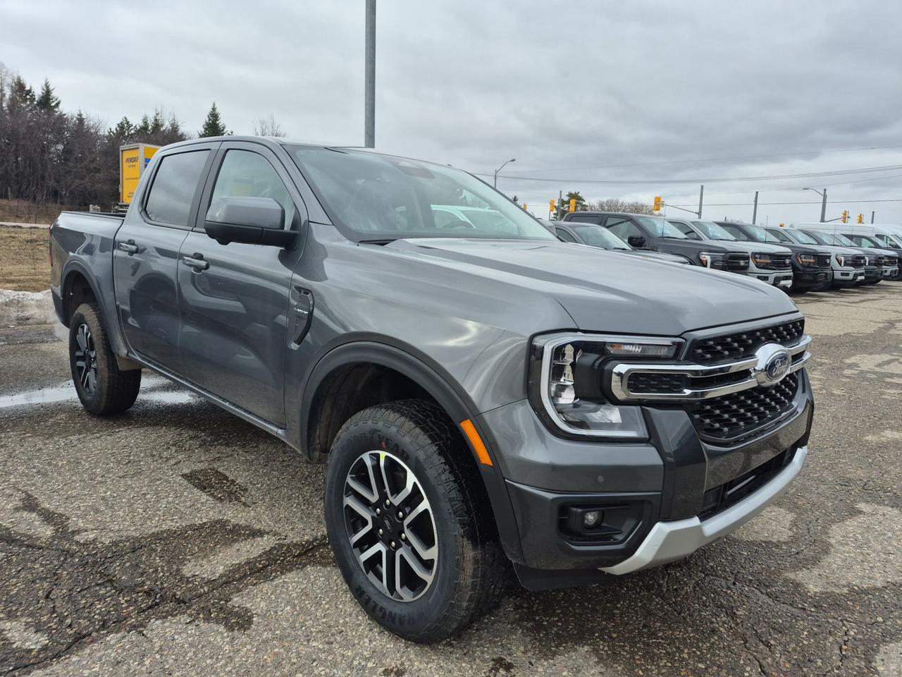 2026 Ford Ranger LARIAT, SPRAY-IN BED, 360 CAMERA, ADAPTIVE CRUISE Photo2