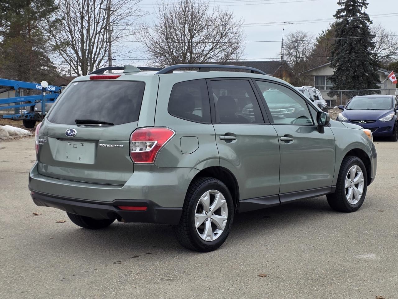 2016 Subaru Forester 2.5i Convenience Photo