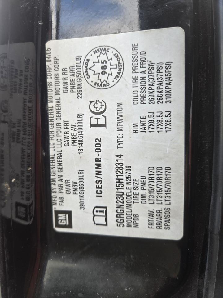 2005 Hummer H2  Photo