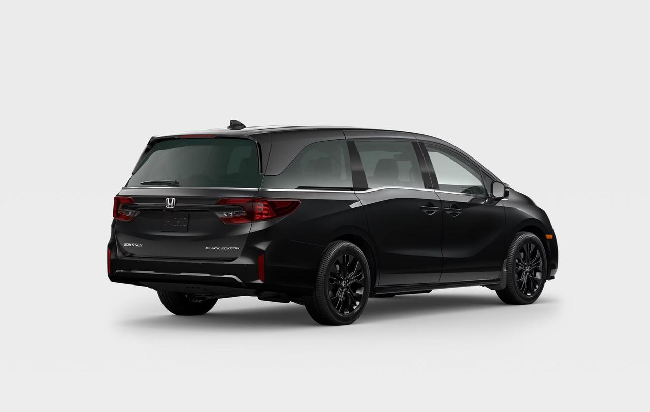 2026 Honda Odyssey Black Edition Photo2