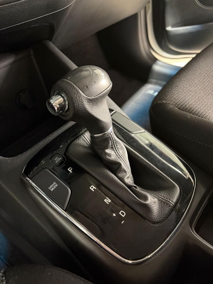 2017 Kia Forte LX Photo