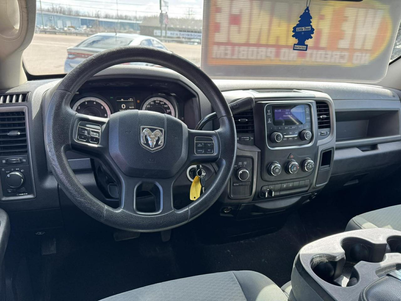 2013 RAM 1500 4WD QUAD CAB 140.5" ST - Photo #12