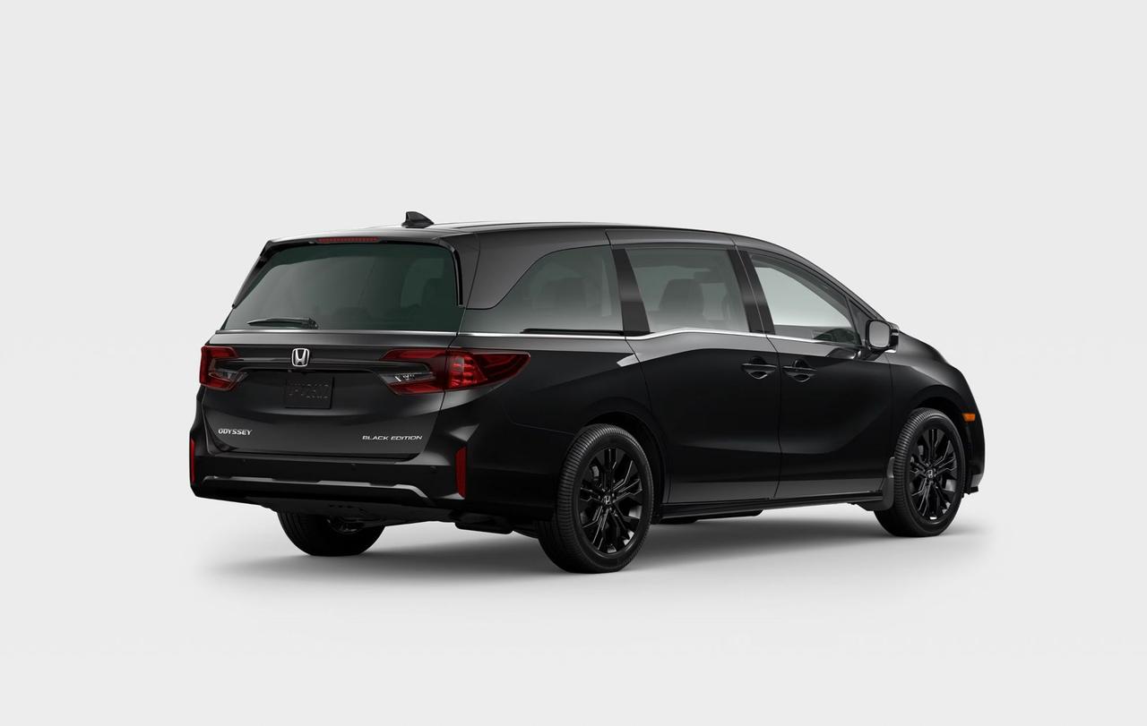 2026 Honda Odyssey Black Edition Photo