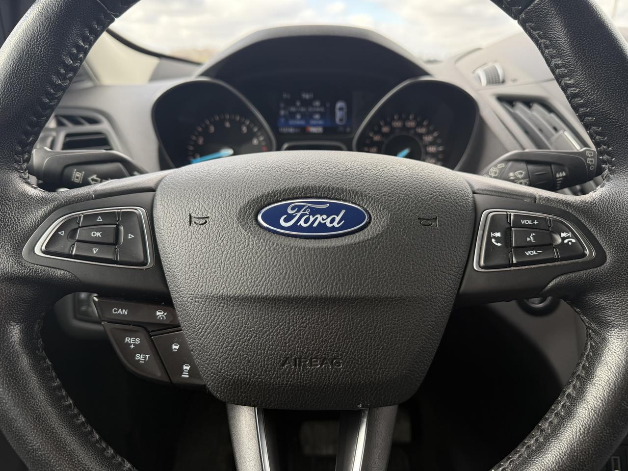 2019 Ford Escape SEL | Backup Camera | Heated Seats | Leather Photo