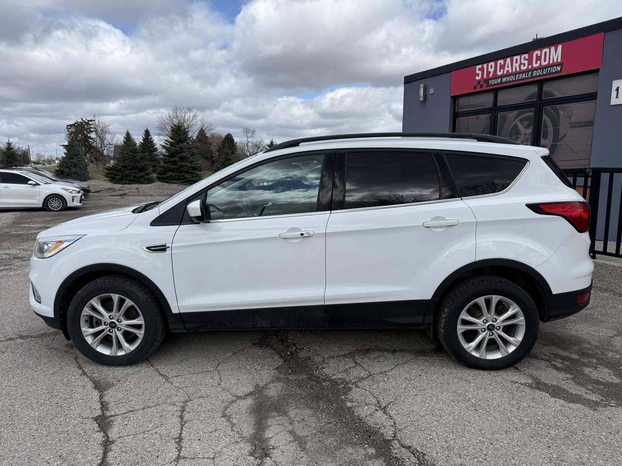 2019 Ford Escape SEL | Backup Camera | Heated Seats | Leather Photo
