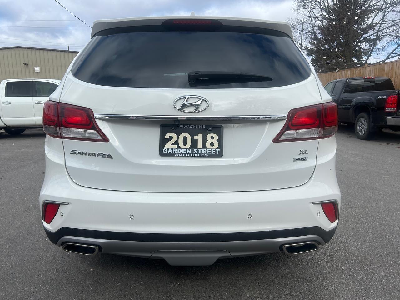 2018 Hyundai Santa Fe XL AWD LUXURY Photo