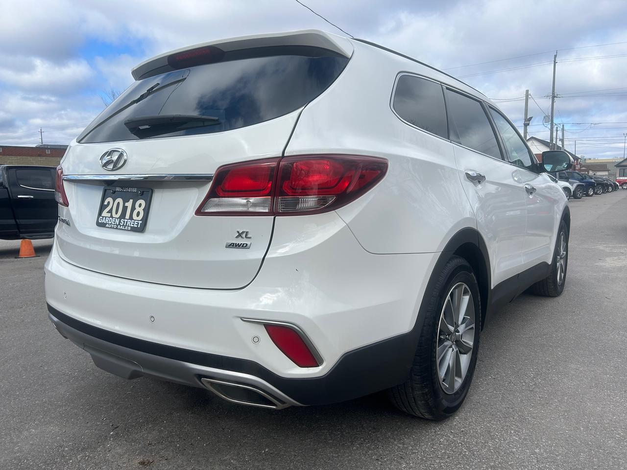 2018 Hyundai Santa Fe XL AWD LUXURY Photo4