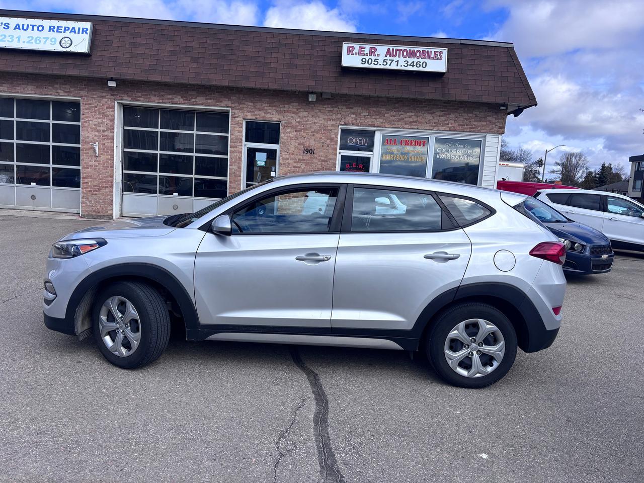 2018 Hyundai Tucson SE HEATED SEATS BACKUP CAM! - Photo #1