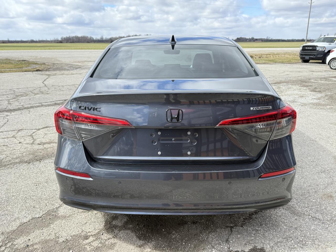 2022 Honda Civic Touring | Navigation | Backup Camera | Sunroof Photo3