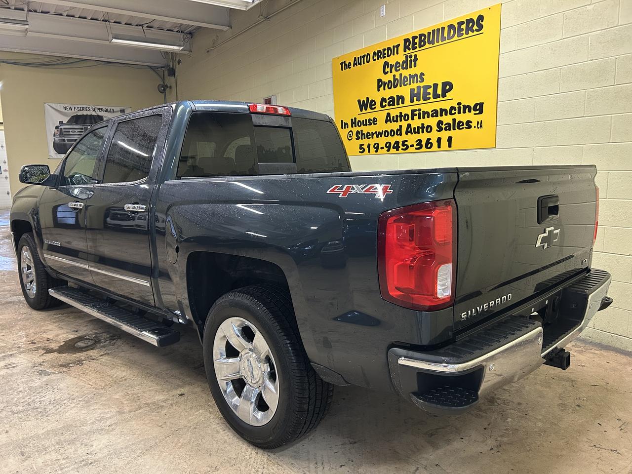 2017 Chevrolet Silverado 1500 LTZ Photo3