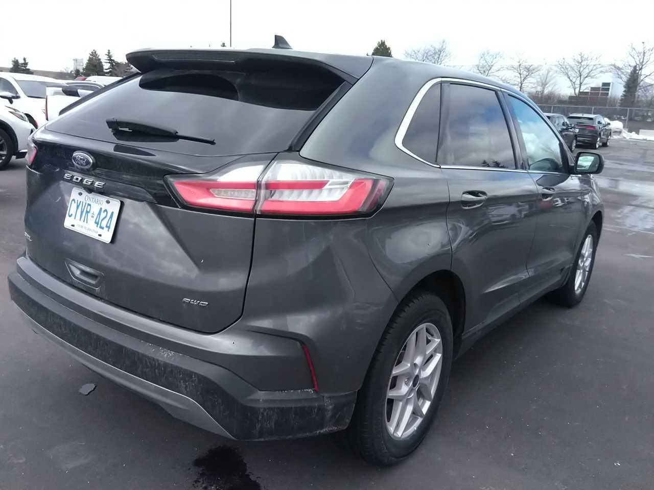 2023 Ford Edge SEL Photo
