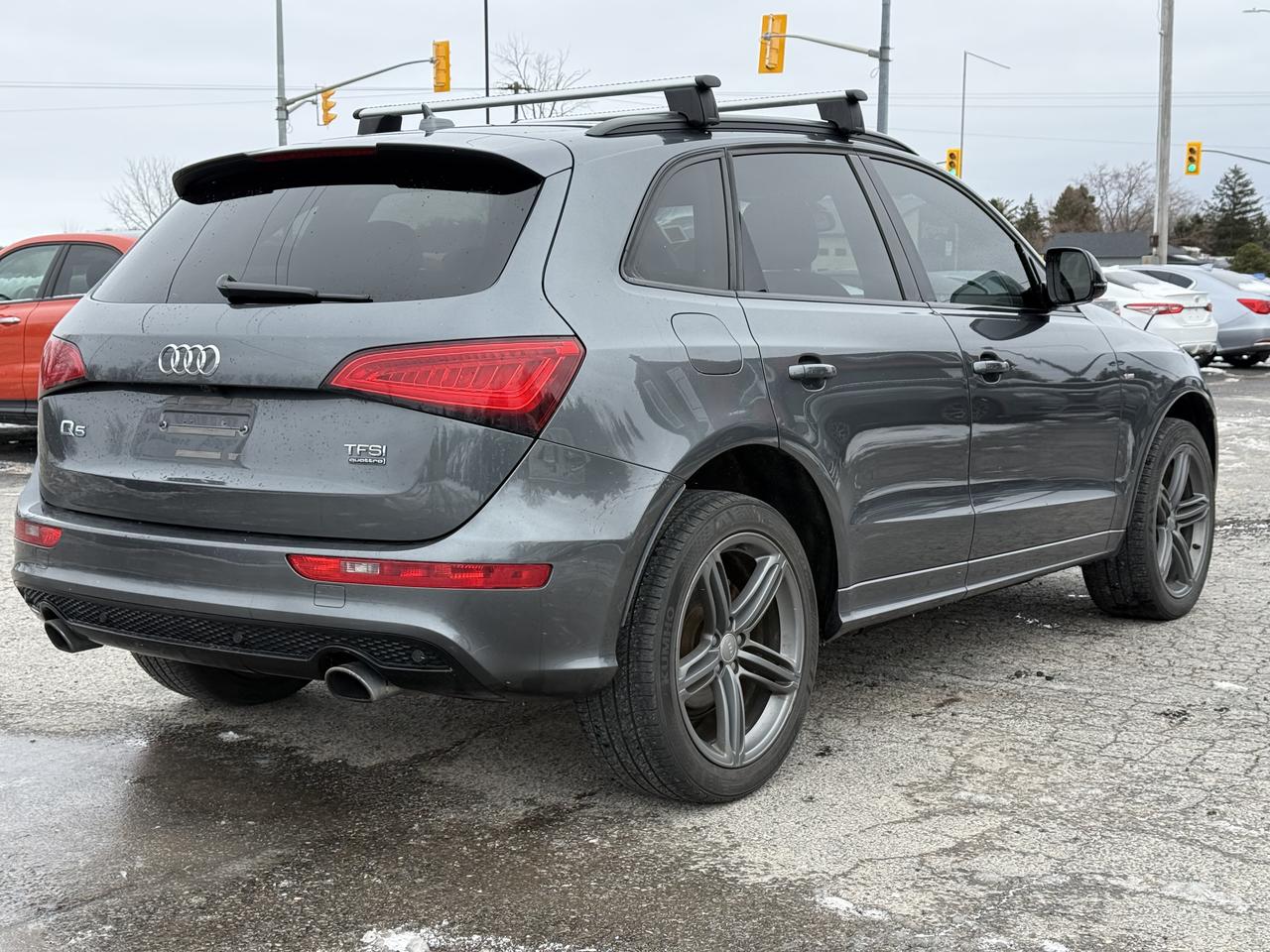 2017 Audi Q5 2.0T Technik Photo