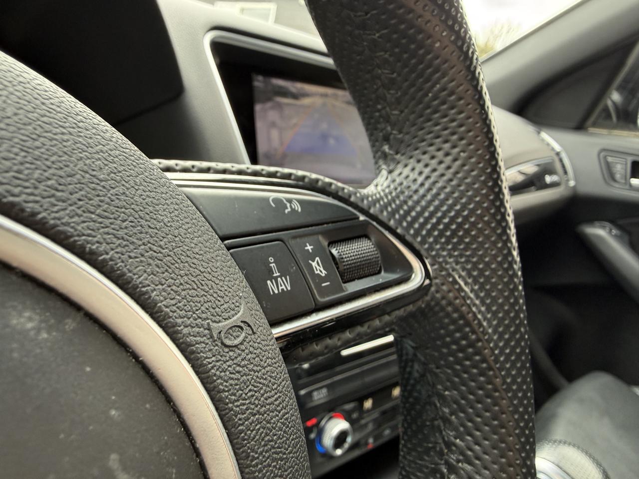 2017 Audi Q5 2.0T Technik Photo