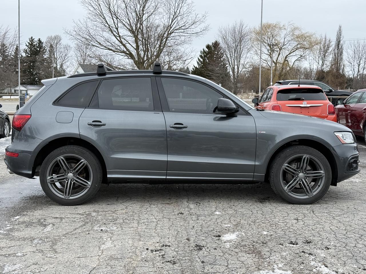 2017 Audi Q5 2.0T Technik Photo