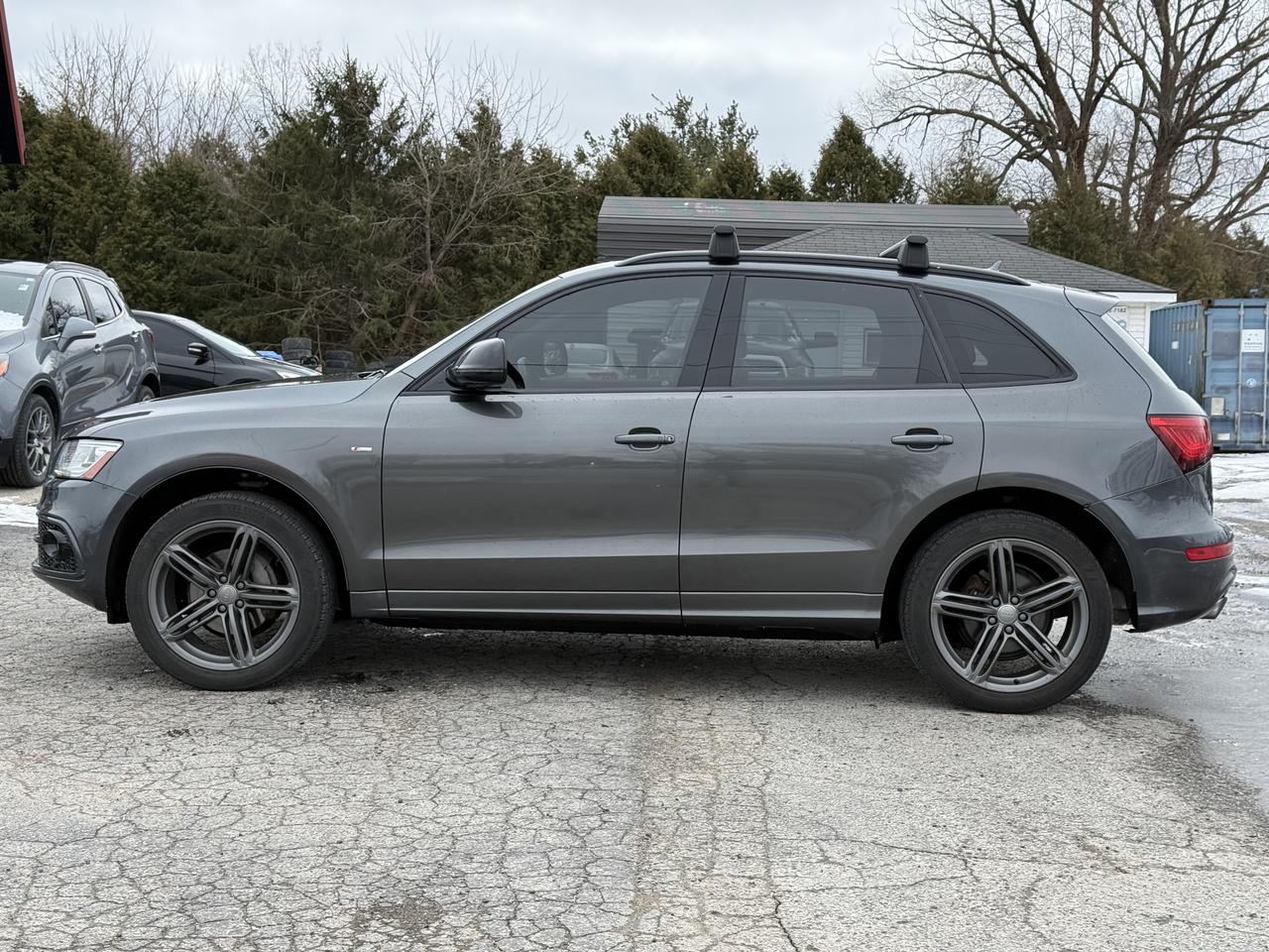 2017 Audi Q5 2.0T Technik Photo