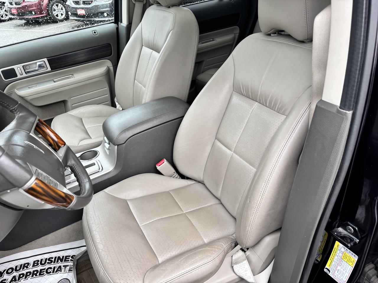 2007 Lincoln MKX ** AWD, HTD LEATH, NEW TIRES ** Photo