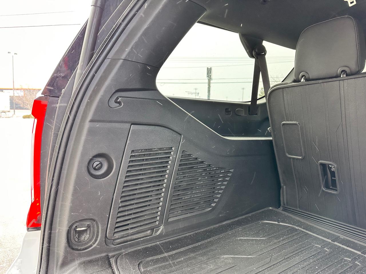 2023 GMC Yukon XL 5.3L MOTOR!, LIKE NEW! ONE OWNER! Photo