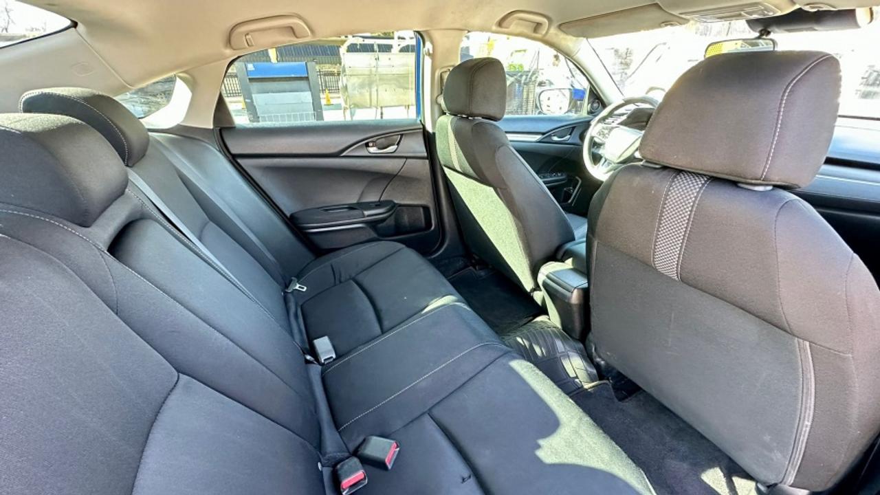 2019 Honda Civic * MUST SEE * GAS SAVER LX Photo