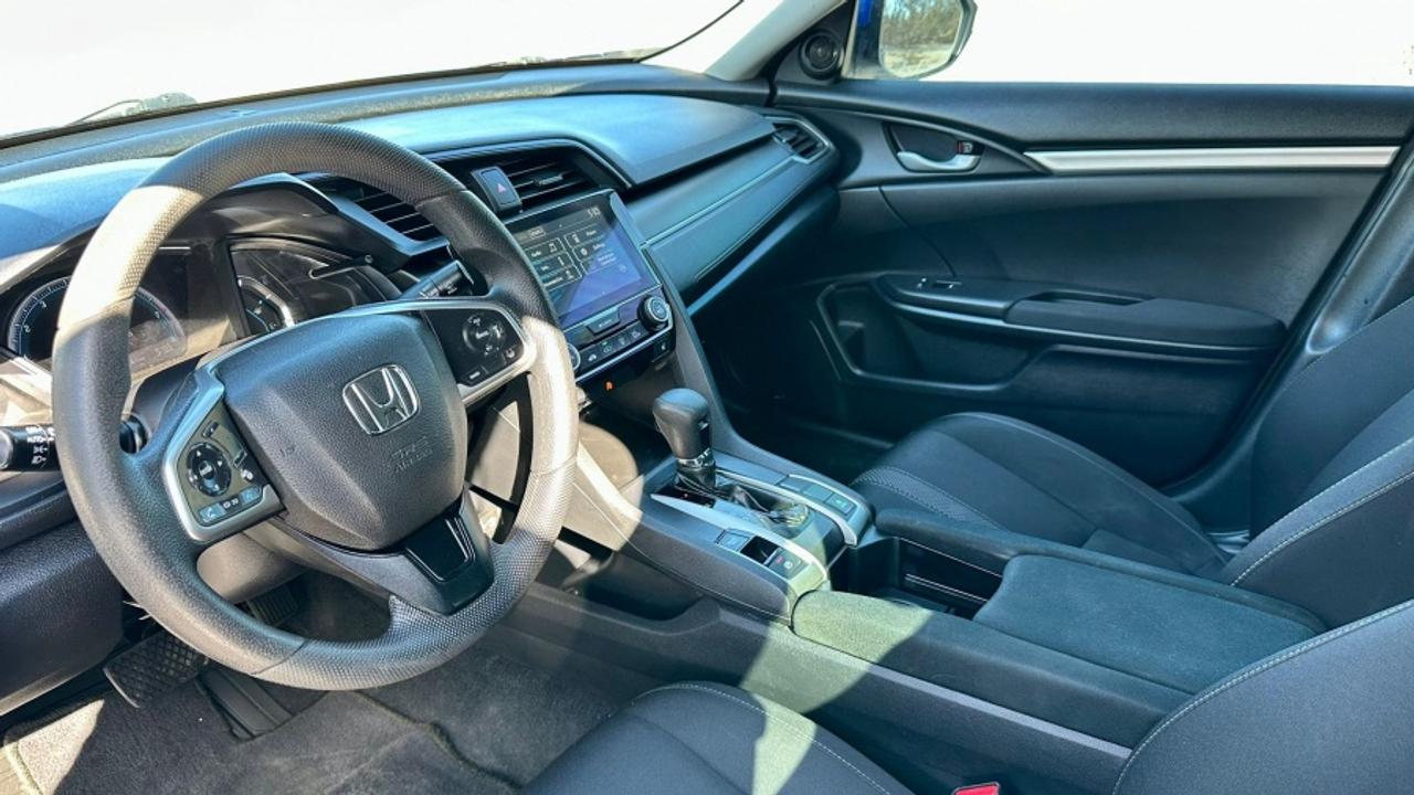 2019 Honda Civic * MUST SEE * GAS SAVER LX Photo